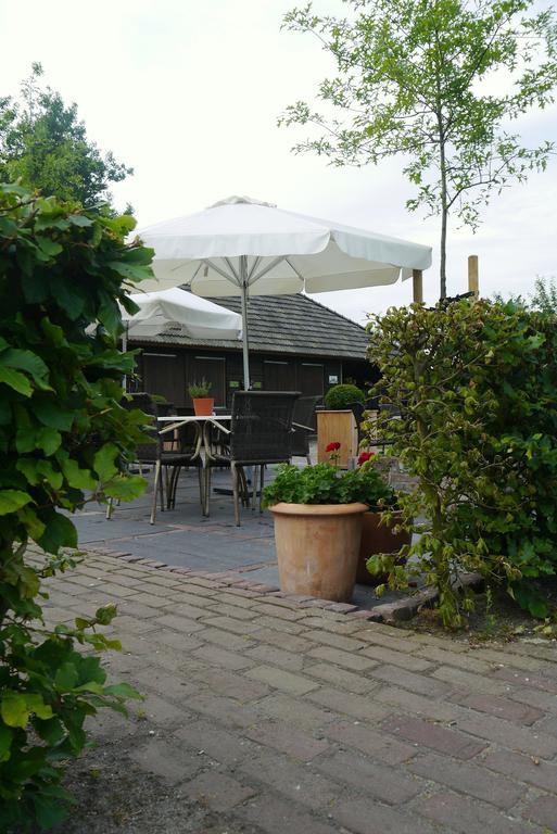 Oranje Hoeve Bed and Breakfast Helenaveen Buitenkant foto