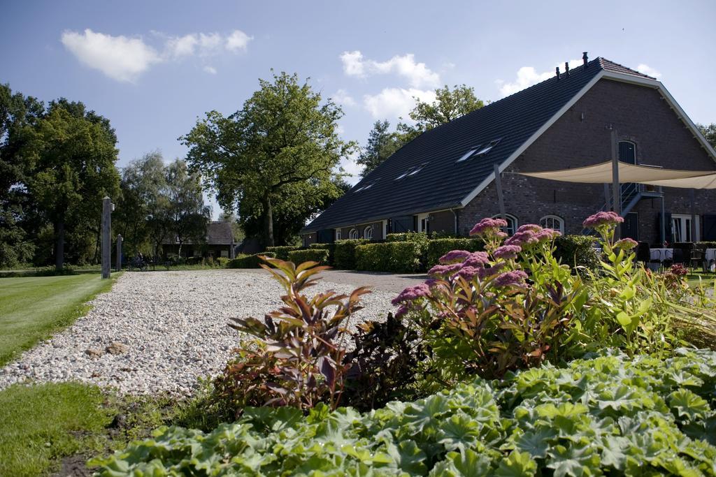 Oranje Hoeve Bed and Breakfast Helenaveen Buitenkant foto