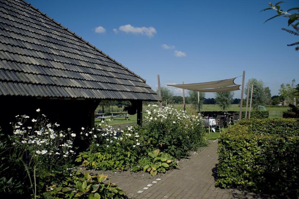 Oranje Hoeve Bed and Breakfast Helenaveen Buitenkant foto